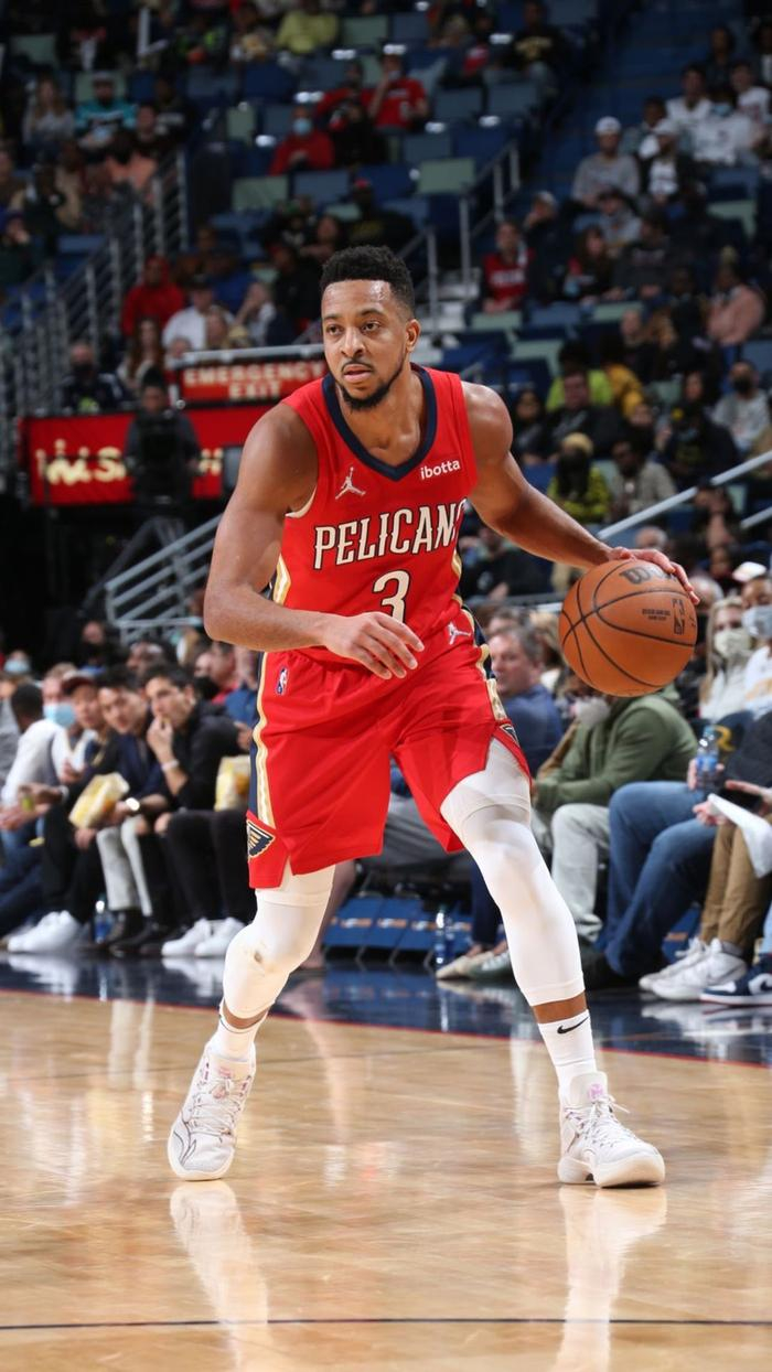 广东队碾压太阳，麦科勒姆高光表现的简单介绍