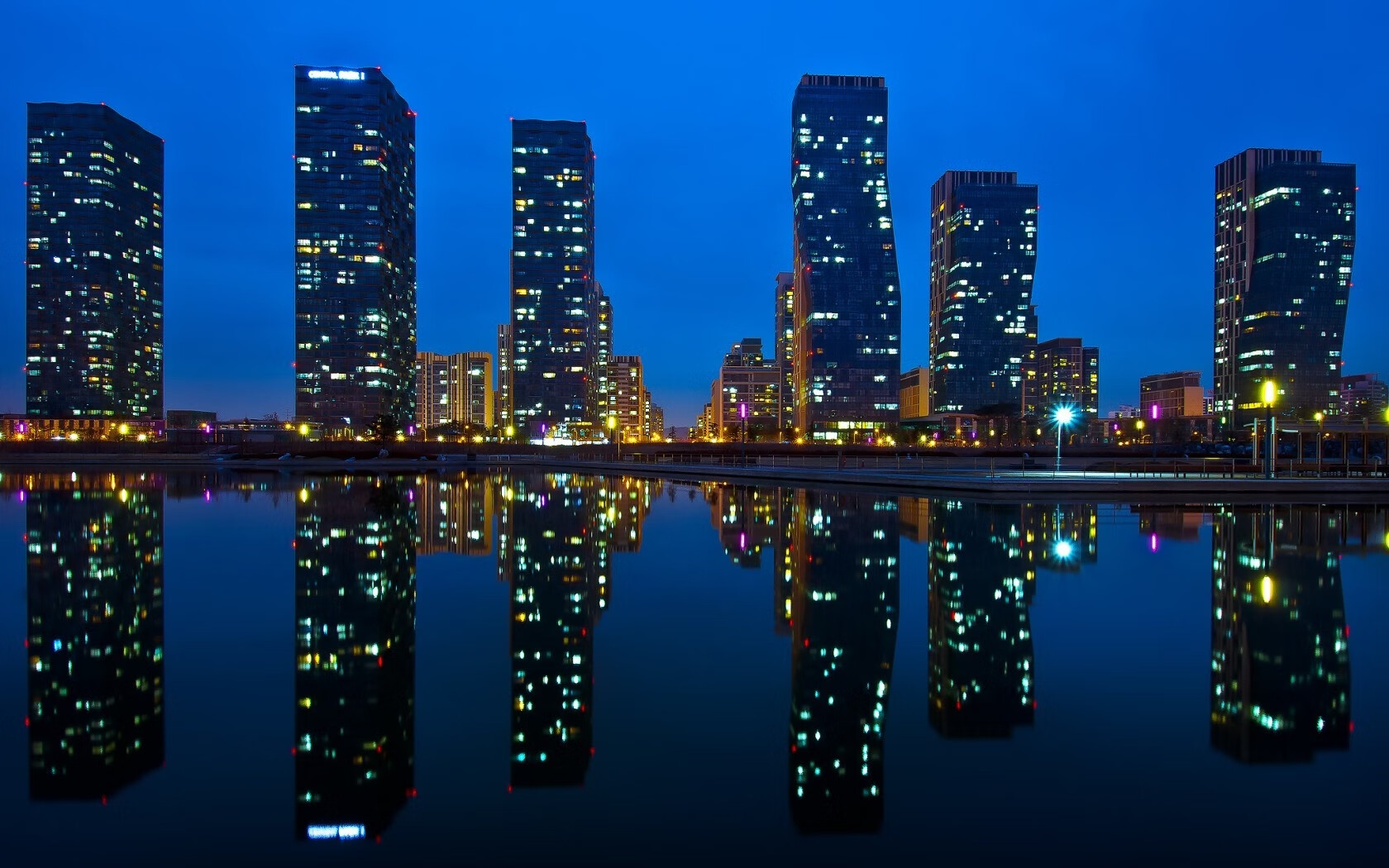 当攻防转换成为交响乐,NBA季后赛之夜与基耶萨的跨界启示