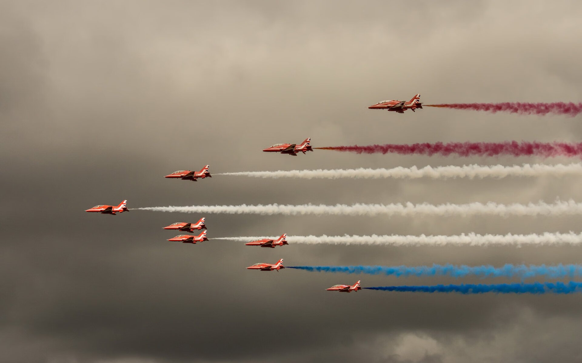 战术板上的跨界魔术，从波哥大到波士顿的征服者