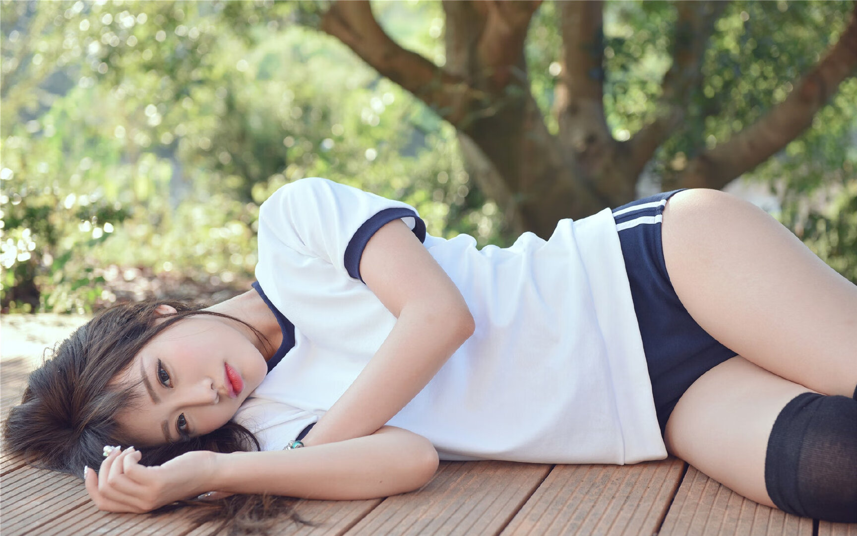 一步之遥,天壤之别,当阿坎吉踩下那道无形却决定历史的分界油门