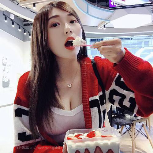 我们先扩展思维,构思一个能统领全文的标题